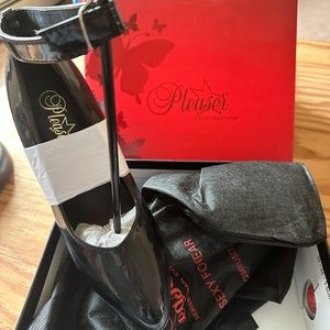 Black Patent Leather heel with ankle strap - size 8 never worn